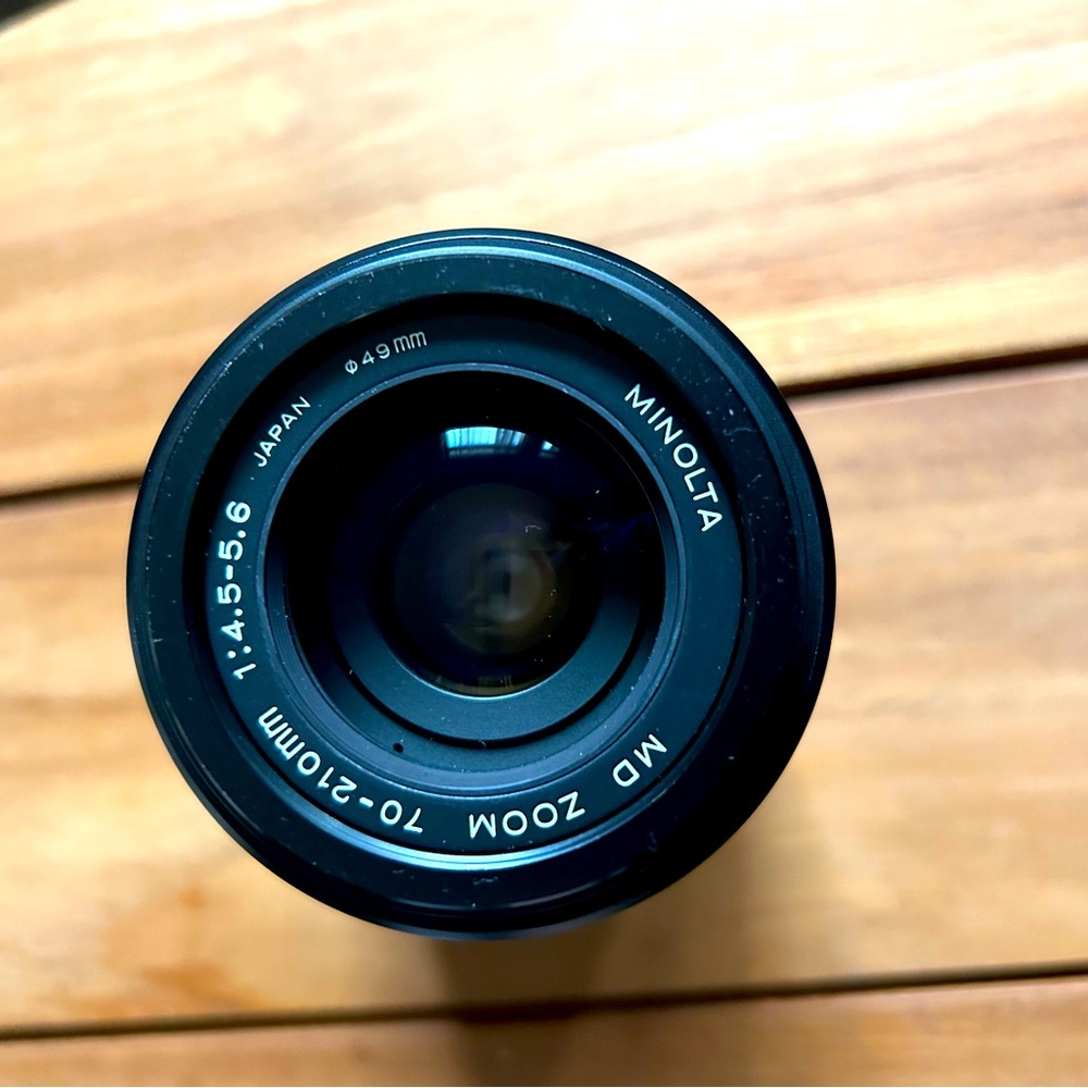 Minolta MD 70-210mm 1:4-5.6 zoom lens